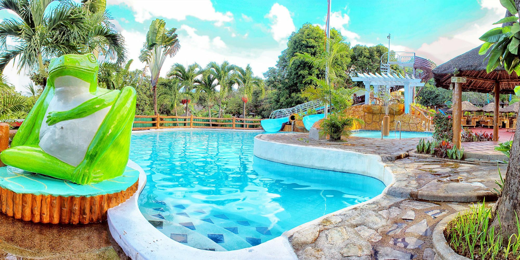 Loreland Farm Resort Antipolo Exterior photo